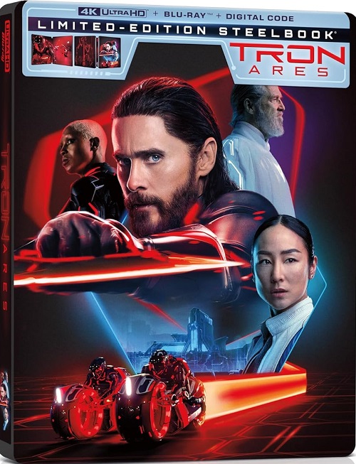 Blu-ray cover of the movie 'Minority Report' featuring a close-up of a man using a futuristic device, with a city skyline in the background.